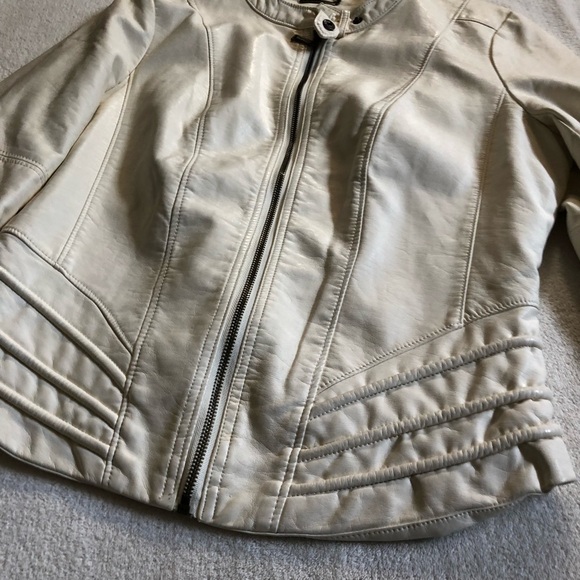 Jou Jou Cream faux leather moto jacket vegan leather - Picture 4 of 6